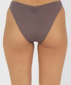 Budget 🔥 Topanga Elle Classic 👙 Bikini Bottom Brown Sugar ✔️ 8 Budget 🔥 Topanga Elle Classic 👙 Bikini Bottom Brown Sugar ✔️ -Hot Sale Citybeach Store 20301203 21 RT XL