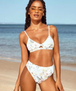 Cheap ๐ฏ Topanga Lanakai ๐ Bikini Top White / Multi ๐ฏ