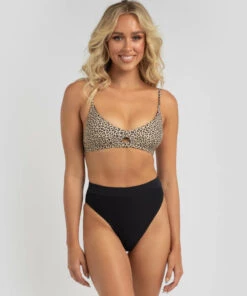 Wholesale ๐ Topanga Koko ๐ Bikini Top Sand / Black โญ 9 Wholesale ๐ Topanga Koko ๐ Bikini Top Sand / Black โญ -Hot Sale Citybeach Store 20313571 02 TP XL