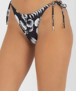 Promo ๐ Rip Curl Flores Isla ๐ Bikini Bottom Black 0090 ๐ฅ 7 Promo ๐ Rip Curl Flores Isla ๐ Bikini Bottom Black 0090 ๐ฅ -Hot Sale Citybeach Store 20314959 01 RT XL