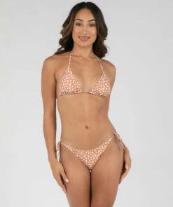 Budget 💯 Kaiami Missy 👙 Bikini Top Natural / White 🎉 -Hot Sale Citybeach Store 20316551 01 LT XL