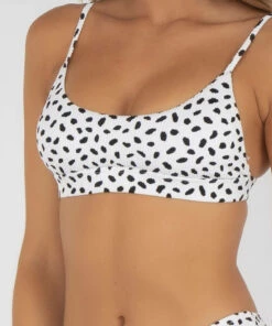 Cheap ๐ฅ Kaiami Ollie ๐ Bikini Top White / Black โ 7 Cheap ๐ฅ Kaiami Ollie ๐ Bikini Top White / Black โ -Hot Sale Citybeach Store 20316634 01 RT XL