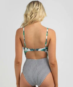 Cheap ⌛ Topanga Isle Palms One Piece 🩱 Swimsuit White / Blk-palm 😍 -Hot Sale Citybeach Store 20316787 01 LT XL