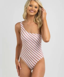 Top 10 ⌛ Topanga Beach Shack One Piece 🩱 Swimsuit White/cosmetic 🧨