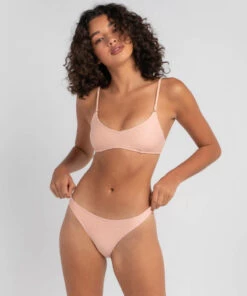 Hot Sale ✨ Rhythm Havana Bralette 👙 Bikini Top Coral Sands 🌟