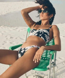 Brand new 👏 Billabong Tropicool Billie Bralette 👙 Bikini Top Black 🧨