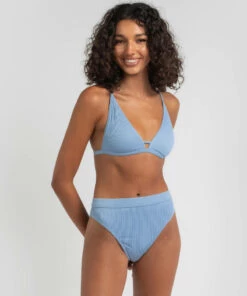 Top 10 ✨ Roxy Mind Of Freedom Elongated Triangle 👙 Bikini Top Placid Blue ✔️