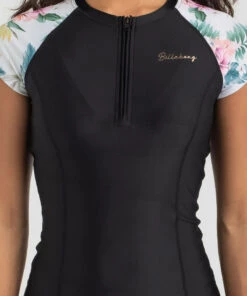 Promo ❤️ Billabong Tropicool Cap Sleeve Rash Vest Black/white 💯 -Hot Sale Citybeach Store 20320587 02 RT XL