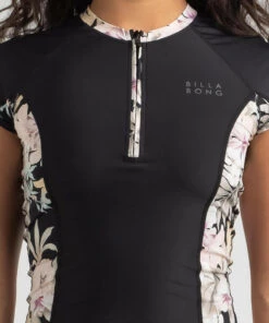 Cheap 🎁 Billabong Tropicool Short Sleeve Rash Vest Black 🔥 -Hot Sale Citybeach Store 20320907 01 RT XL