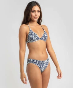 Top 10 ⌛ Rip Curl Sunset Drift Triangle 👙 Bikini Top Navy 😀