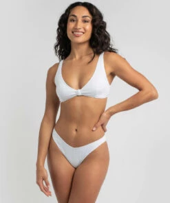 Cheapest 🔥 Topanga Kelly Crinkle Triangle 👙 Bikini Top White 🧨 -Hot Sale Citybeach Store 20324156 01 TP XL