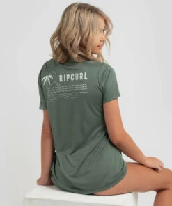 Hot Sale 🥰 Rip Curl Lazy Days Short Sleeve Rash Vest Green 💯