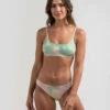 Budget ❤️ Quiksilver Classic Scoop Bralette 👙 Bikini Top Yucca Tie Dye Swirl 🔔