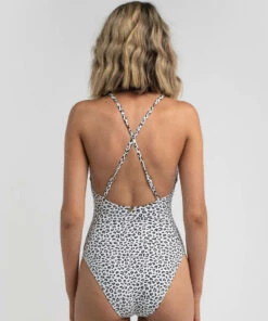 Best Pirce ๐คฉ Kaiami Sassy One Piece ๐ฉฑ Swimsuit White/black ๐ 6 Best Pirce ๐คฉ Kaiami Sassy One Piece ๐ฉฑ Swimsuit White/black ๐ -Hot Sale Citybeach Store 20325226 01 LT XL