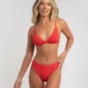 Brand new 😀 Billabong Sol Searcher Elongated Triangle 👙 Bikini Top Poppy Red 🧨