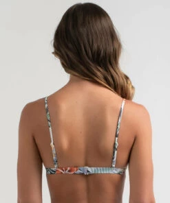 Best Pirce 💯 Roxy PT Beach Classics Triangle 👙 Bikini Top Bright White Soul Flower 🌟 9 Best Pirce 💯 Roxy PT Beach Classics Triangle 👙 Bikini Top Bright White Soul Flower 🌟 -Hot Sale Citybeach Store 20327261 01 TP XL