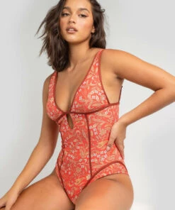 Top 10 ๐ฅฐ Rip Curl Lunar Tides Full One Piece ๐ฉฑ Swimsuit Red ๐