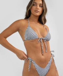 Best Pirce ๐งจ Kaiami Cybergirl Triangle ๐ Bikini Top White/black ๐ 9 Best Pirce ๐งจ Kaiami Cybergirl Triangle ๐ Bikini Top White/black ๐ -Hot Sale Citybeach Store 20334275 01 TP XL