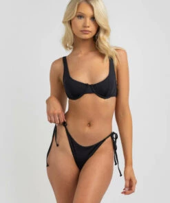 Discount 🎉 Kaiami Khai Balconette 👙 Bikini Top Black ⭐